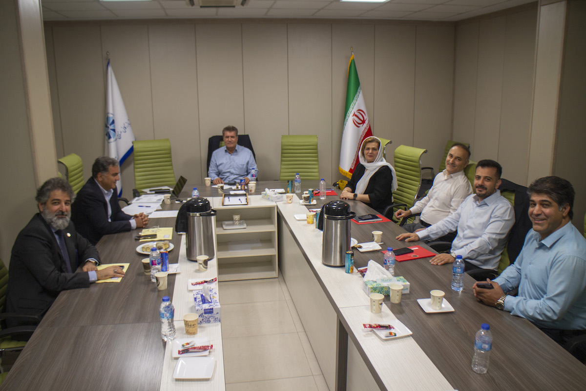 تصمیمات هیأت مدیره برای تعویق زمان مجمع عمومی