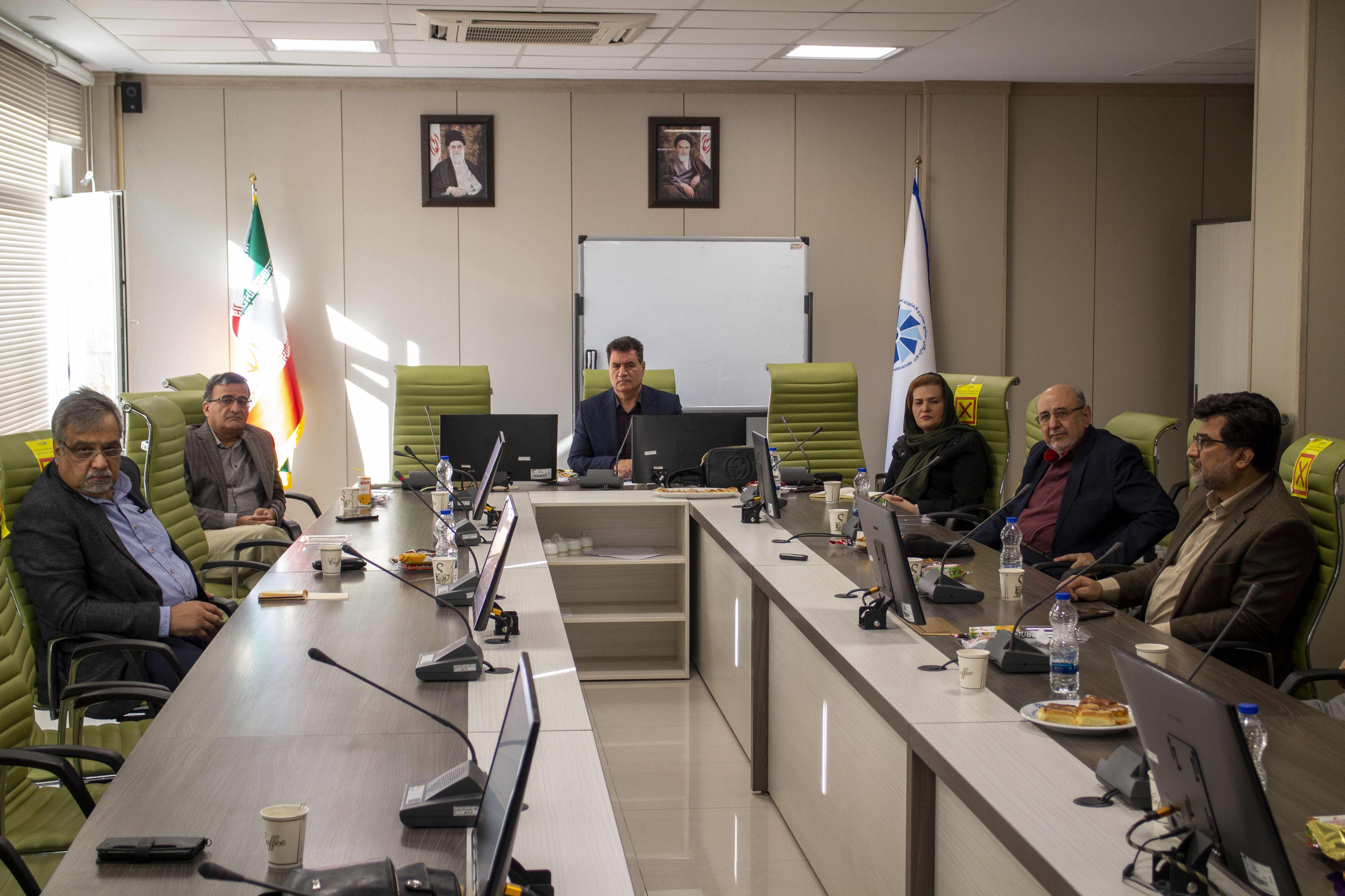 حضور نمایندگان گروه کارایا در جلسه نوزدهم هیأت مدیره کانون کارآفرینی استان تهران