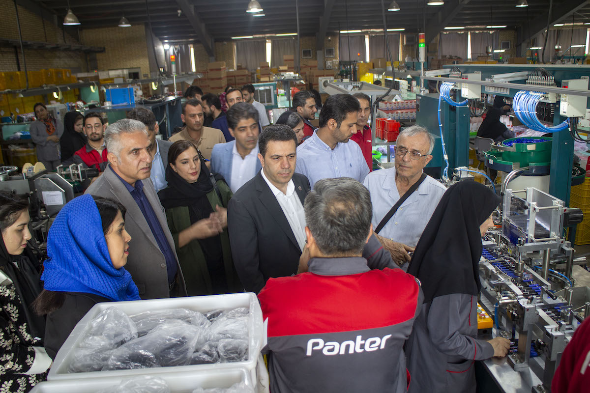 اولین رویداد بازدید صنعتی کانون کارآفرینی استان تهران در محل کارخانه گروه کارآفرینی پنتر برگزار شد